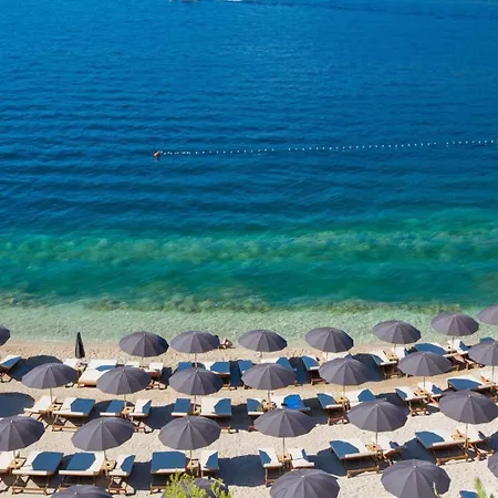Hotell Valamar Lacroma 4*